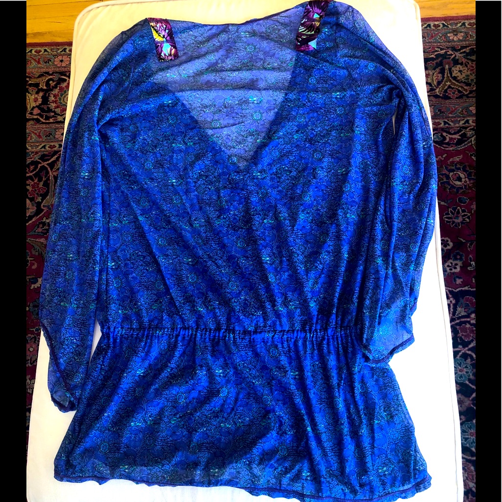 Maaji Beach Cover-Up Printed Design Tunic. Nwot.